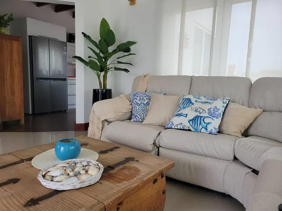 Holiday home 3-Bedroom Home - Raquet Club Guest, Near Palm Beach Aruba