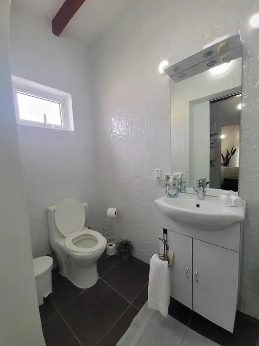 3-Bedroom Home - Raquet Club Guest, Near Palm Beach Holiday home