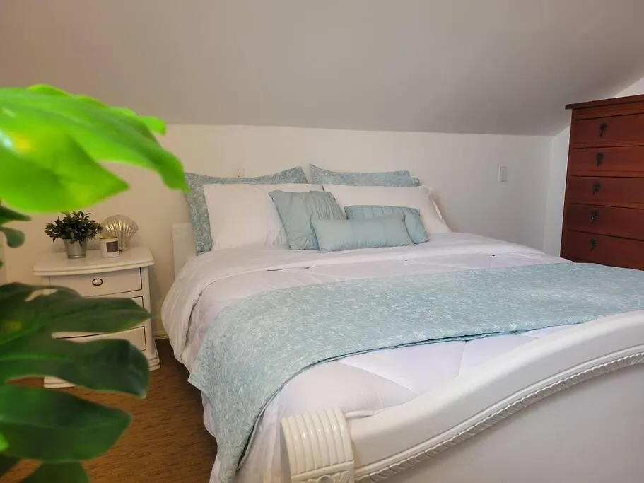3-Bedroom Home - Raquet Club Guest, Near Palm Beach