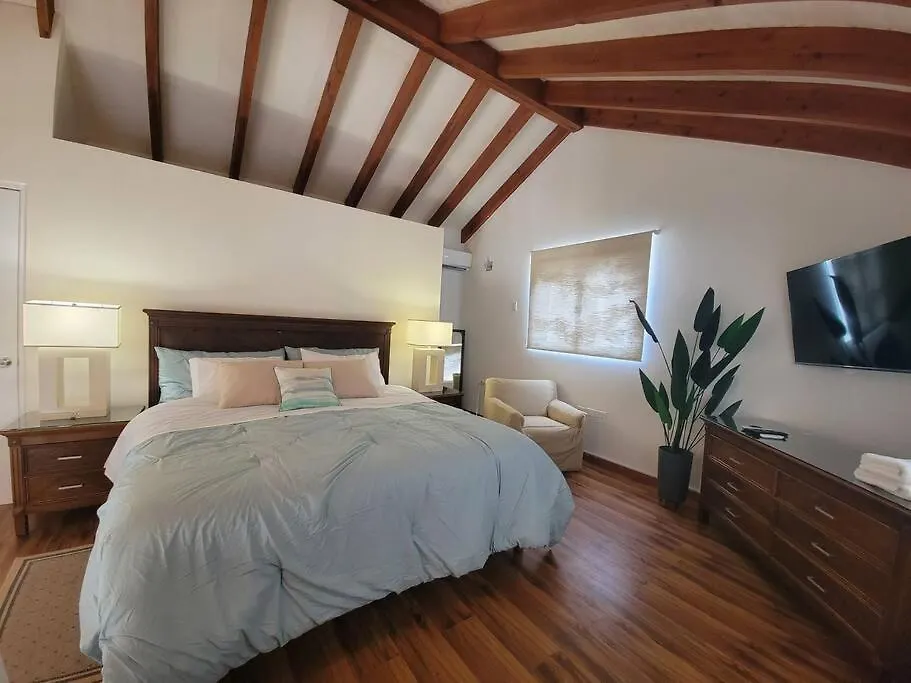 3-Bedroom Home - Raquet Club Guest, Near Palm Beach 0*,