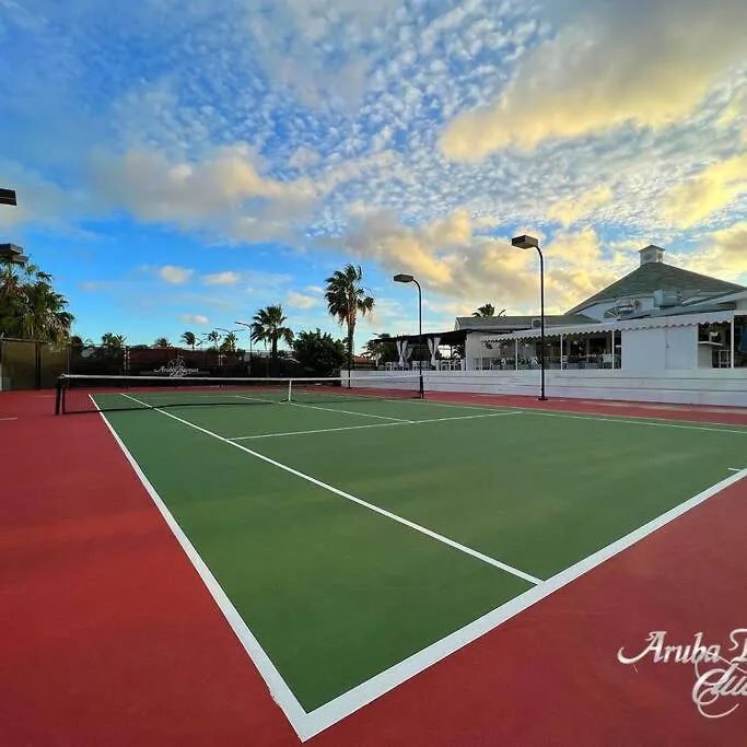 Holiday home 3-Bedroom Home - Raquet Club Guest, Near Palm Beach Aruba
