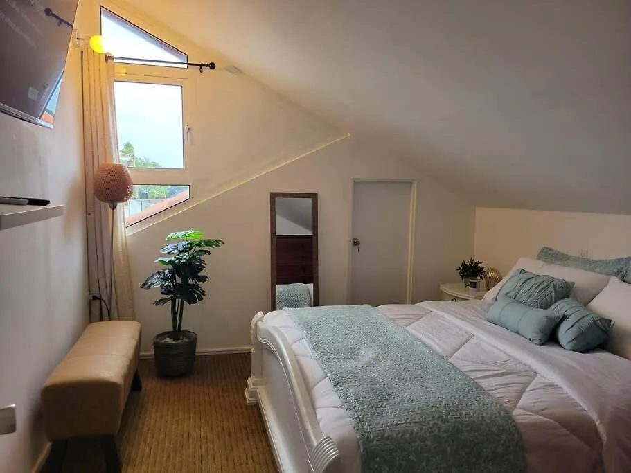 3-Bedroom Home - Raquet Club Guest, Near Palm Beach 0*,